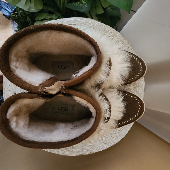 UGG Australia Womens FLUFF PUNK Shearling BOOT in Chestnut Brown size 7.Like New - Picture 7 of 9